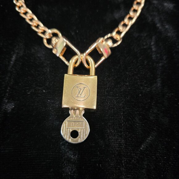 Authentic*LOUIS VUITTON* Padlocks & Keys Bundle for Shannon - Picture 8 of 13